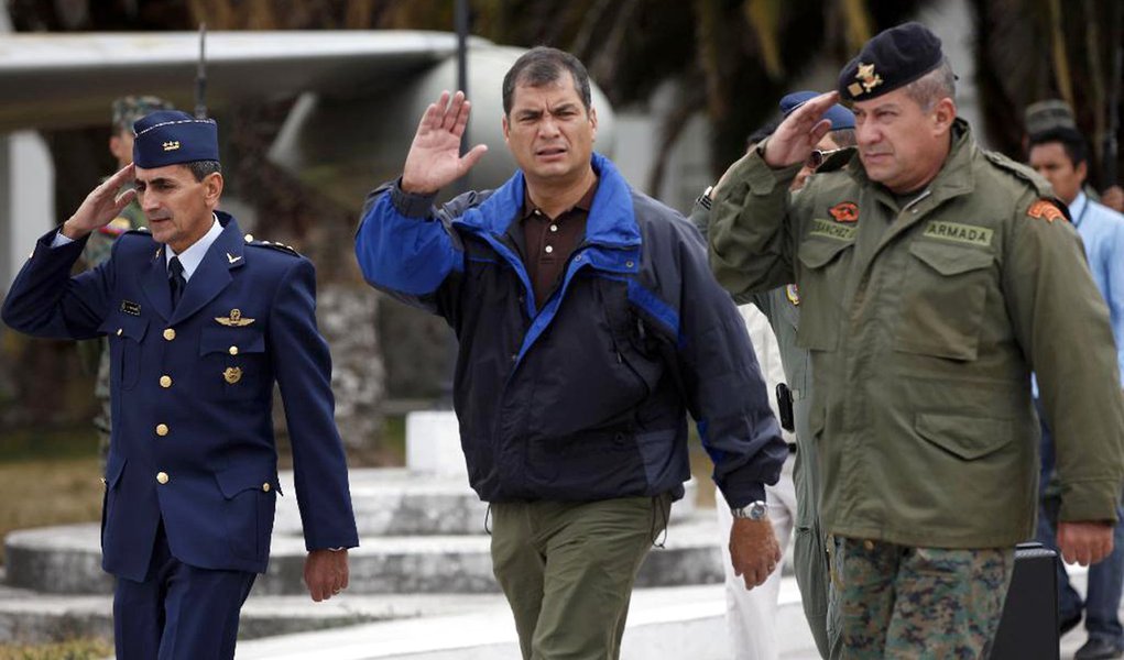 Equador pede resposta oficial sobre ameaça britânica