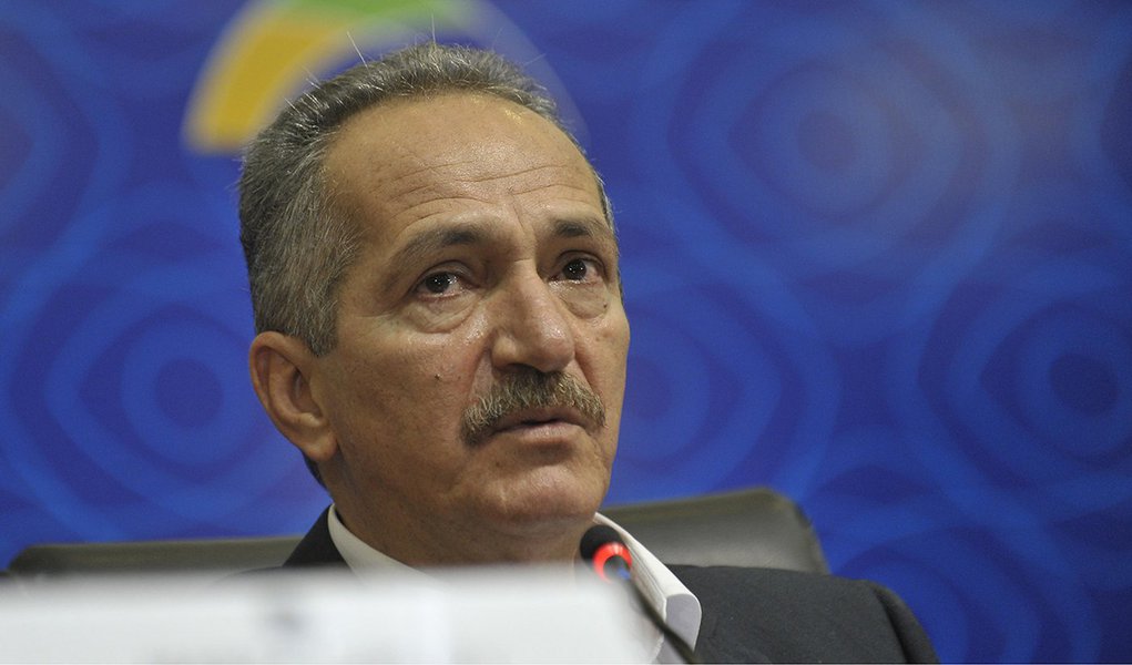 Aldo: Estádios são apenas 26% das obras para a Copa