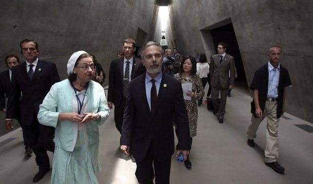  Patriota tenta mediar negociações de paz 