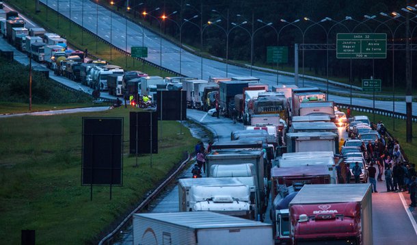 Crise de abastecimento pode levar a mais um golpe