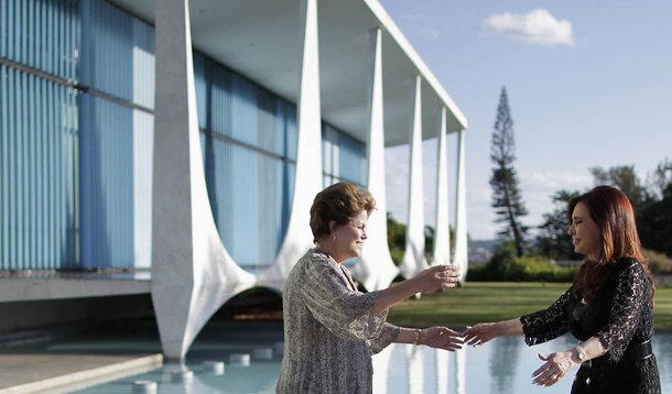 O PT trocaria Dilma por Cristina Kirchner?