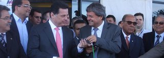 Agetop dá conta do recado, diz Perillo em solenidade
