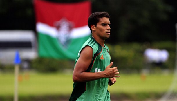 Felipão convoca Jean para o lugar de Hernanes