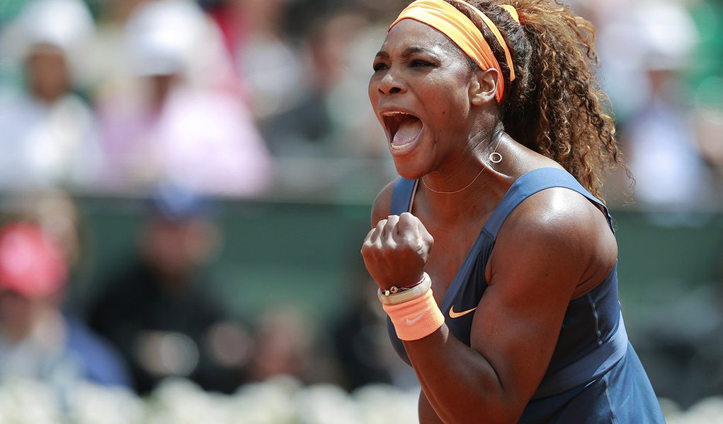 Serena Williams é campeã em Wimbledon e iguala recorde de Stefi Graf