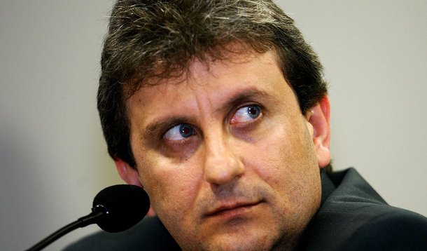 Brasil, Brasília, DF. 18/10/2005. O doleiro Alberto Youssef, operador do mercado financeiro que teria ligações com a corretora Bonus-Banval, depõe na sub-relatoria de Movimentação Financeira da Comissão Parlamentar Mista de Inquérito (CPMI) dos Correios, 