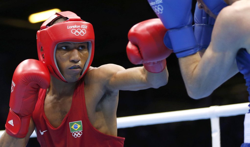 Boxeador denuncia fraude na arbitragem