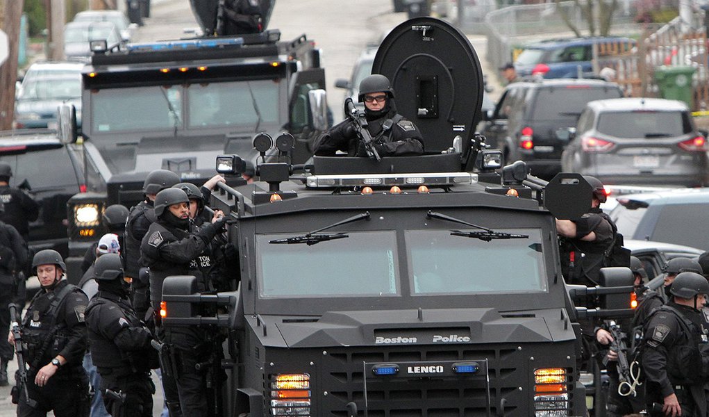 Terror em Boston fará EUA recuarem na imigração