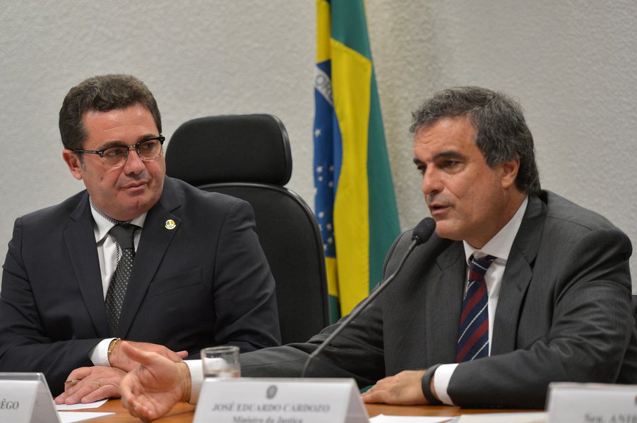 Cardozo: falta informação unificada para segurança