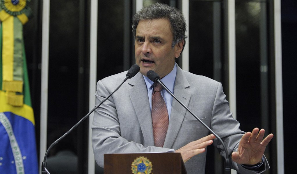Aécio elogia corrupção como crime hediondo