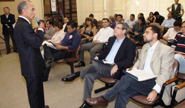 Corredor universitário foi erro, diz Ilézio, da Ademi