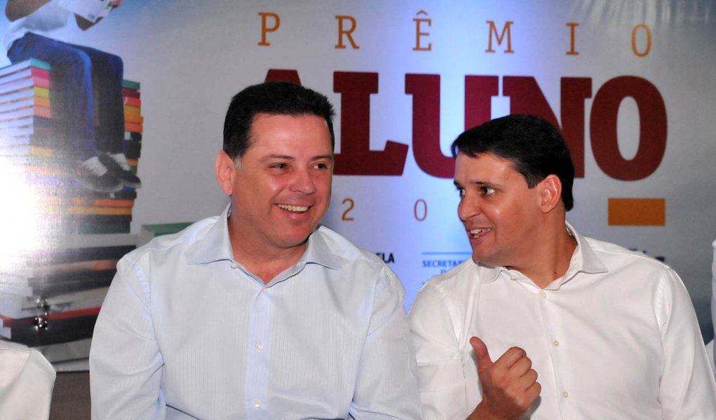 Prêmio Aluno será ampliado pelo governo em 2013