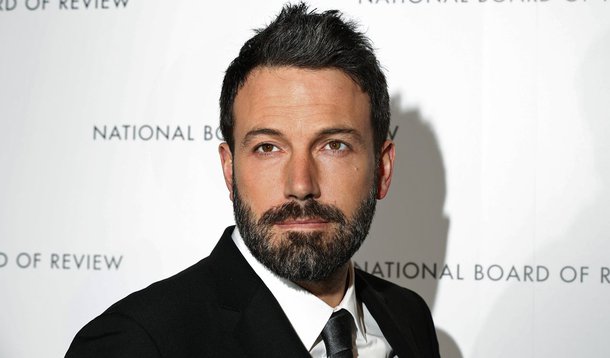 Actor and director Ben Affleck arrives to accept the Special Achievement in Filmmaking Award at the National Board of Review Awards in New York January 8, 2013. Affleck won the award for his film "Argo". REUTERS/Lucas Jackson (UNITED STATES - Tags: ENTERT