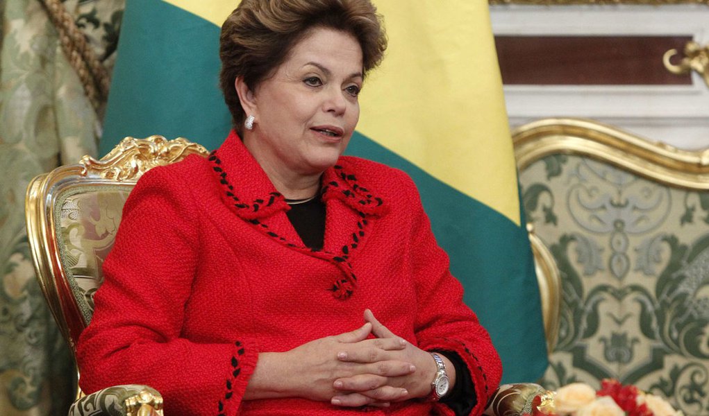 Dilma quer um presente dos empresários: investimento