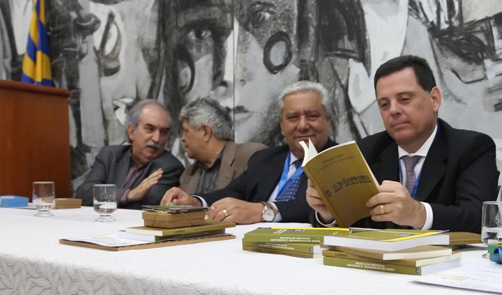 Perillo recebe homenagem nos 80 anos IHGG