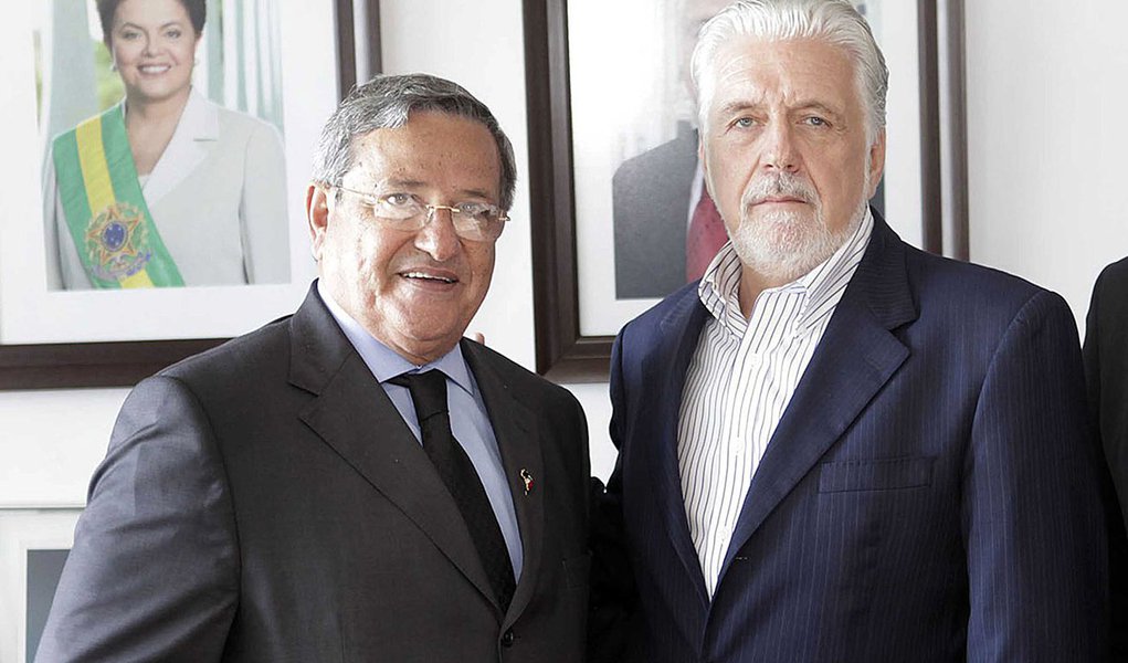 Benito assume no BB e já firma apoio ao PT na Bahia