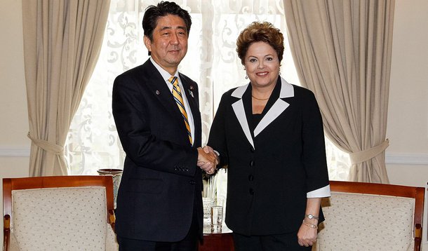 São Petersburgo - Rússia, 05/09/2013. Presidenta Dilma Rousseff durante encontro bilateral com o Primeiro-Ministro do Japão, Shinzo Abe. Foto: Roberto Stuckert Filho/PR