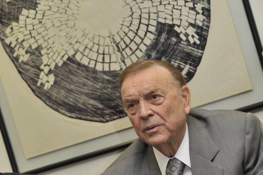 Filho de Herzog pede saída de Marin da CBF