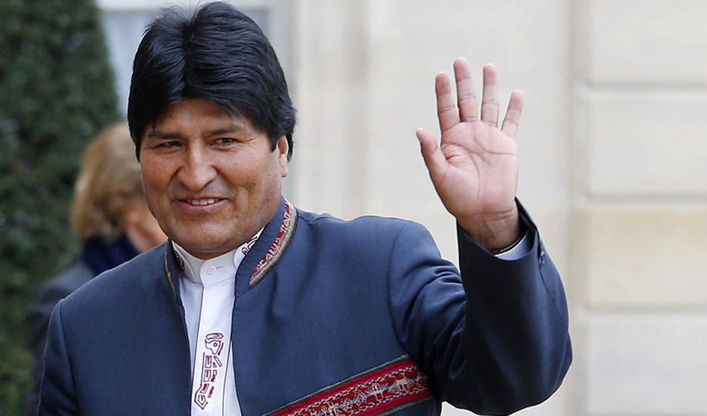 Governo de Evo Morales tem 56% de apoio