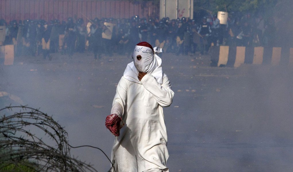 Protestos deixam 15 mortos no Paquistão