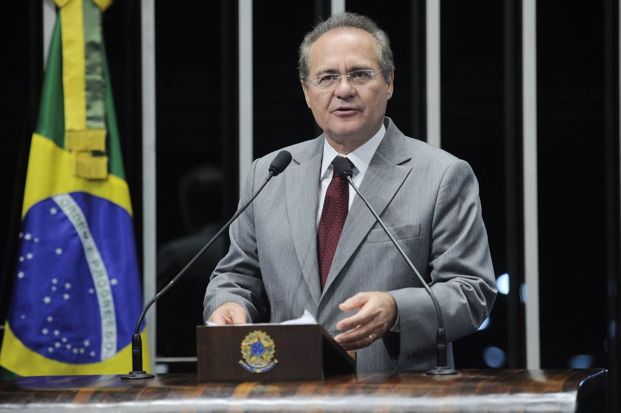 Renan garante assistência a torcedores presos na Bolívia