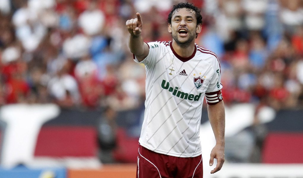 Com golaço de Fred, Flu dispara no Brasileirão. Será que Mano viu?