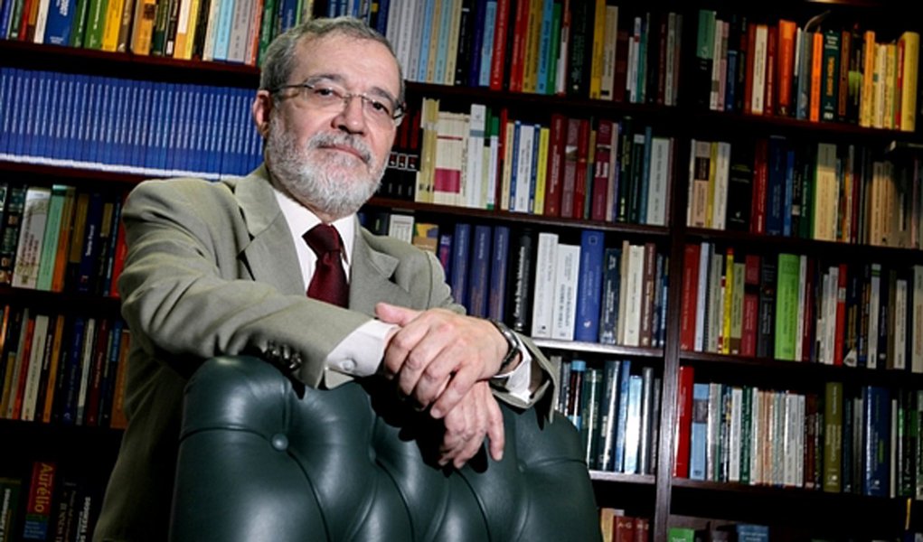 Caixa dois é coisa séria, lembra Everardo Maciel