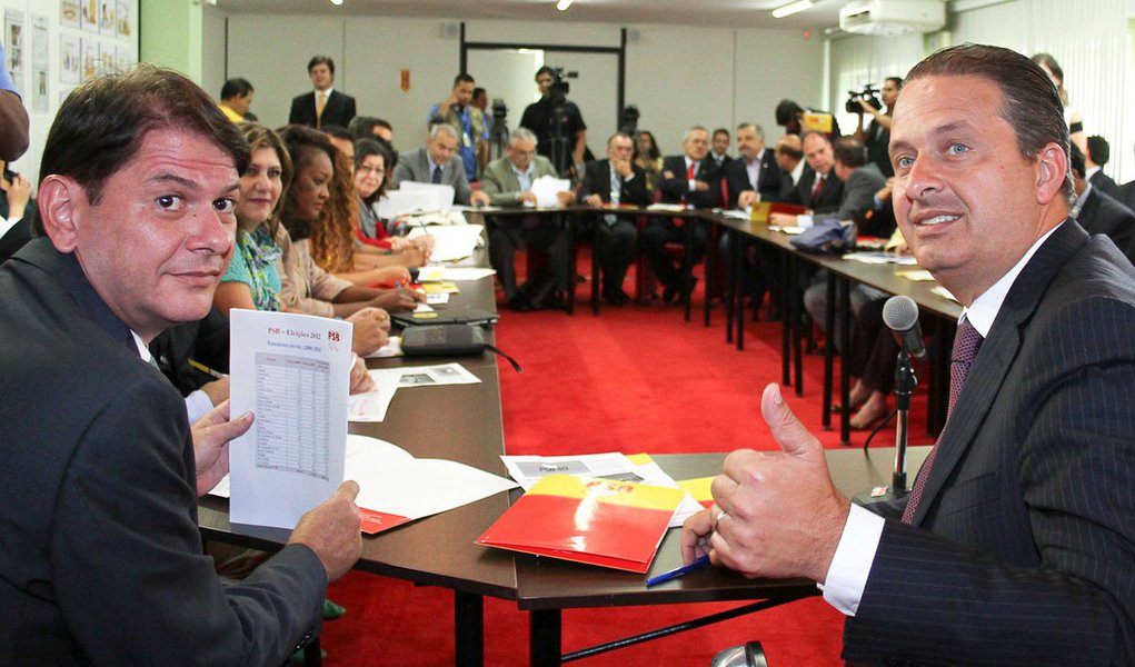 PSB reúne diretório e manda recado sobre 2014