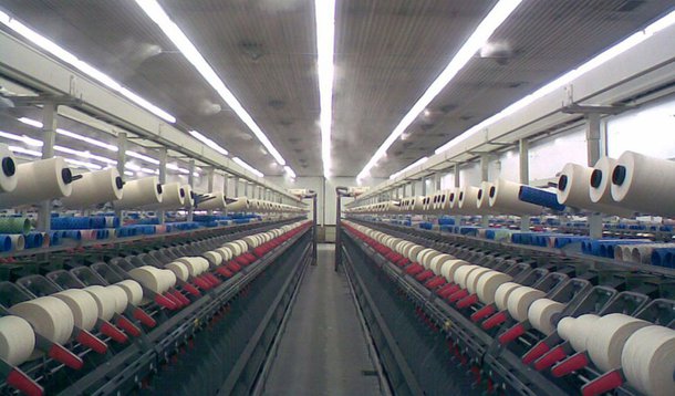 IBGE: Produção industrial tem alta de 0,3% em julho