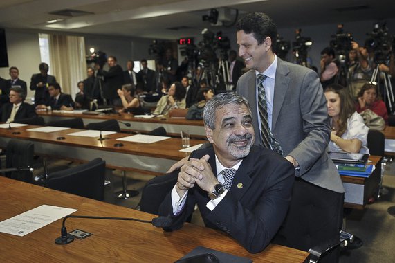 Bruno Araújo será o vice de Aécio no PSDB