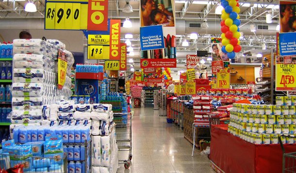 Vendas nos supermercados sobem 5,8% em 2012