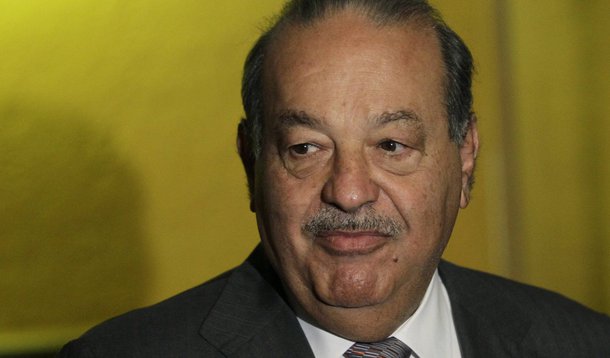 Povoado mexicano declara guerra ao homem mais rico do mundo