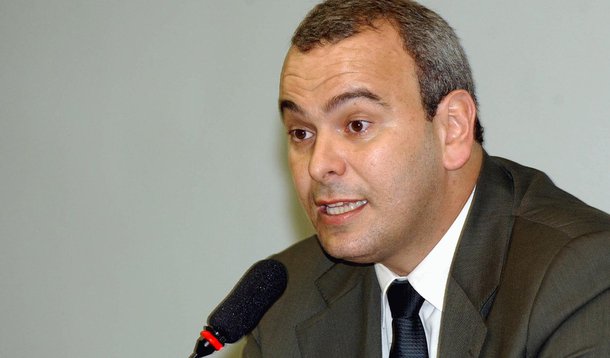 PSB lança mineiro na briga pela presidência da Câmara