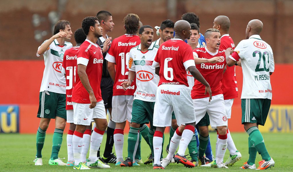  Verdão perde e se aproxima da Segundona 
