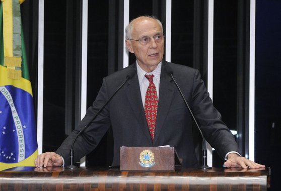Suplicy defende 'recall' para políticos