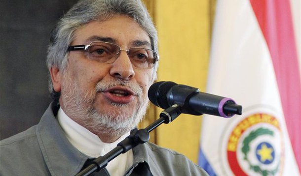 Lugo diz que será candidato à Presidência em 2013