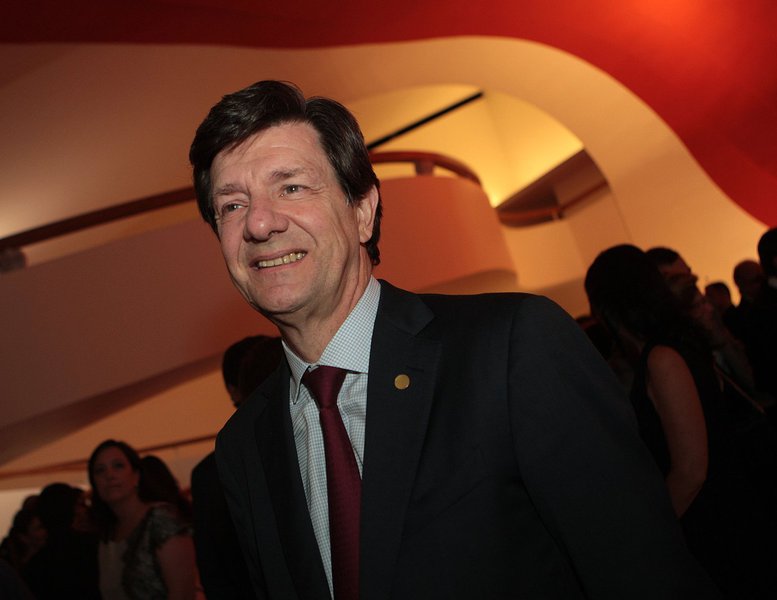 Itaú: banco lucra pouco e governo aperta muito