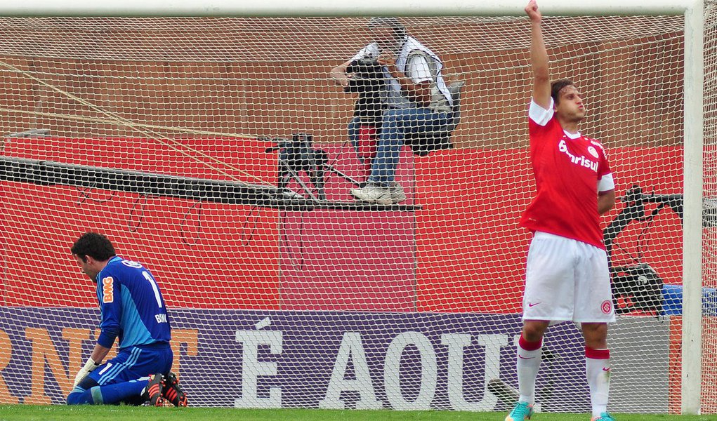 Brasileirão 2012 já esbarra no tapetão