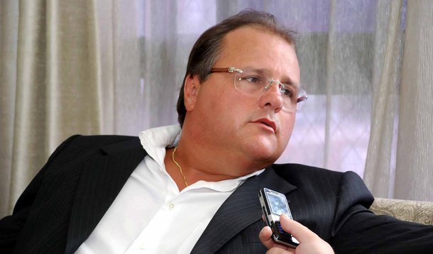 "É um governo frouxo"