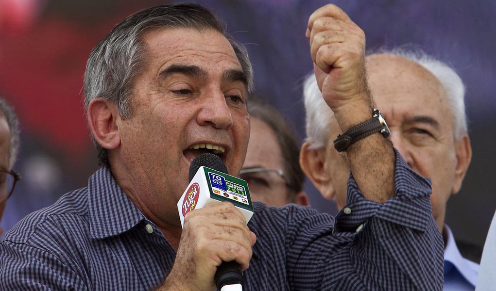 Gilberto rejeita proposta de gatilho salarial