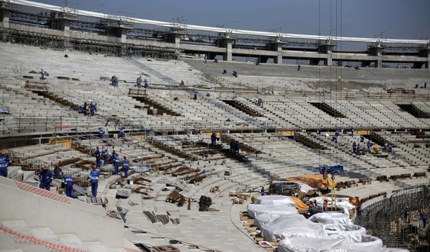 Obra do Maracanã recebe reforço na reta final