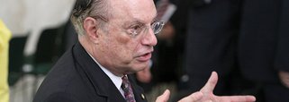 Justiça bloqueia R$ 520 mi da empresa de Maluf
