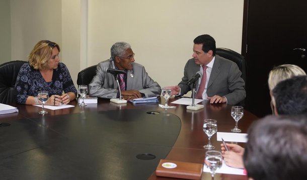 Governo garante não ser conivente com maus PMs