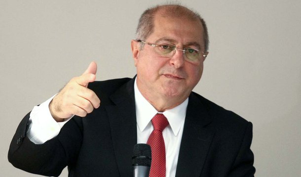 P. Bernardo quer marco regulatório sem censura