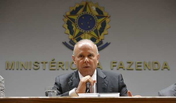 Entrevista coletiva sobreo Programa Minha Casa, Minha Vida. Na foto, o ministro da Fazenda, Guido Mantega. Foto: Valter Campanato/ Agência Brasil