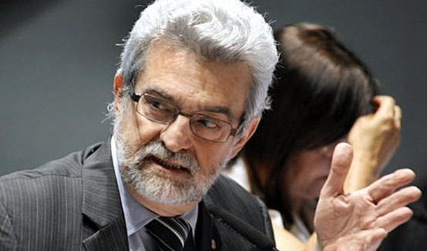 PT reconhece que é necessário se repensar