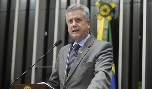 Em discurso na tribuna do Senado, senador Rodrigo Rollemberg (PSB-DF)