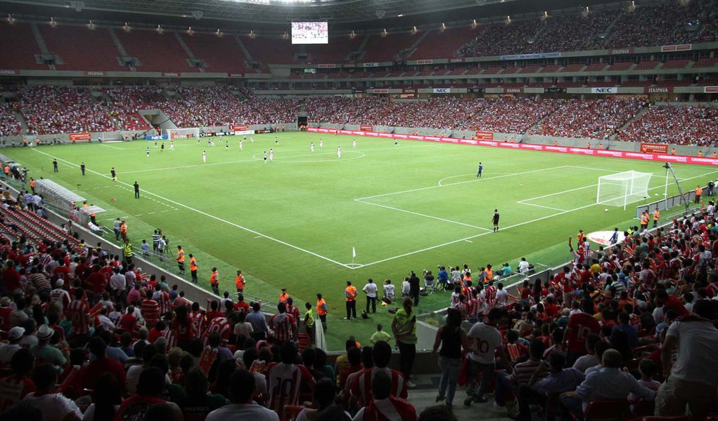 Saldo positivo no primeiro jogo teste da Arena PE