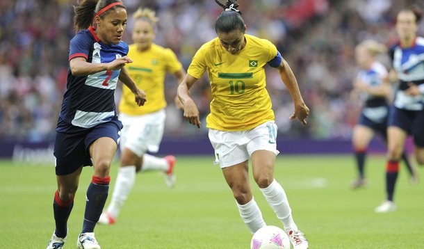 Seleção feminina sofre primeira derrota em Londres