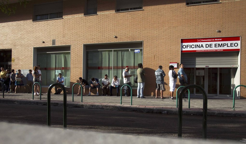 Desemprego atinge novo recorde na Espanha