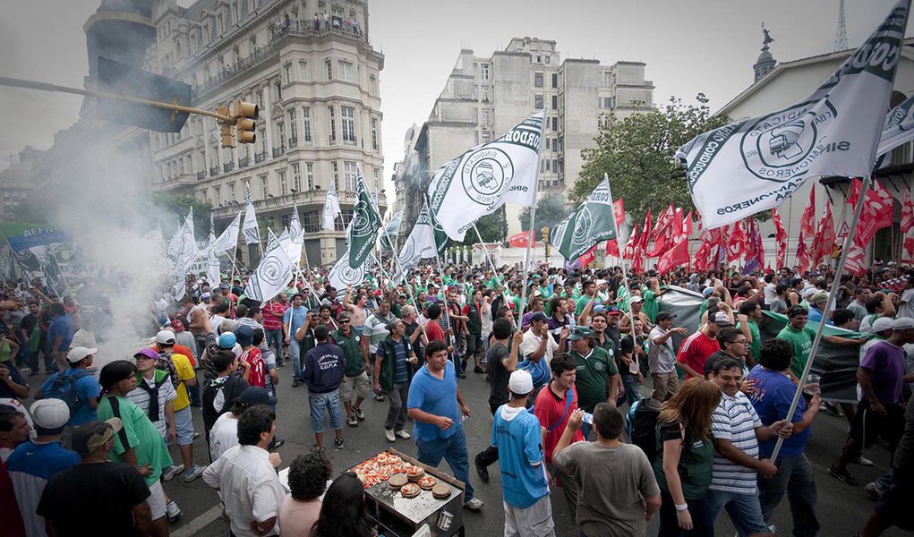Protesto contra Cristina agita Buenos Aires